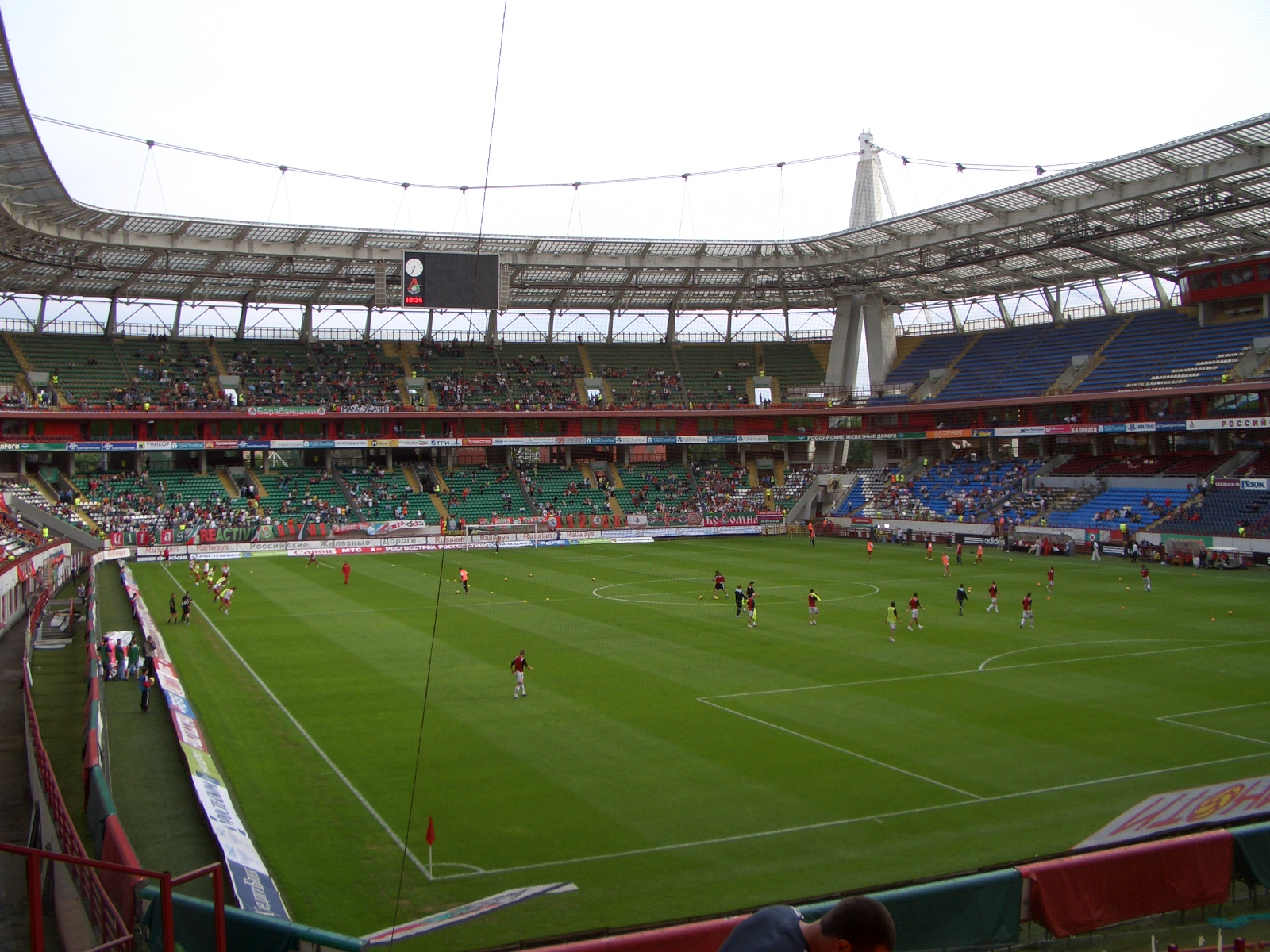 Стадион «Локомотив», 2007 · домашняя арена клуба.